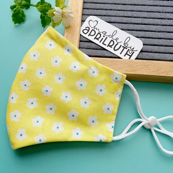 Cloth Face Mask - Daisies - Picture 4 of 7